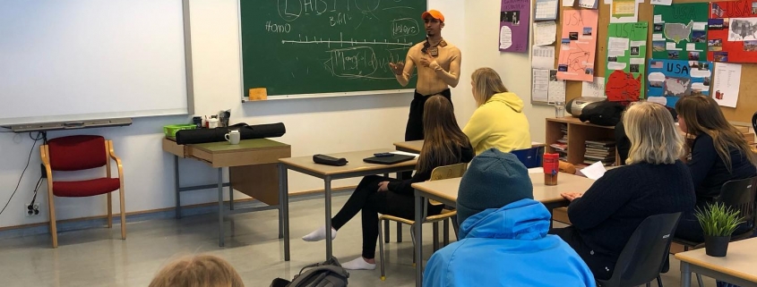 Kunsten å være syndig, Ahmed Umar, skoleturné 2019